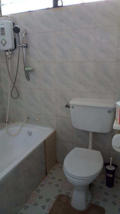 M-R Lodge Mankesim Εξωτερικό φωτογραφία