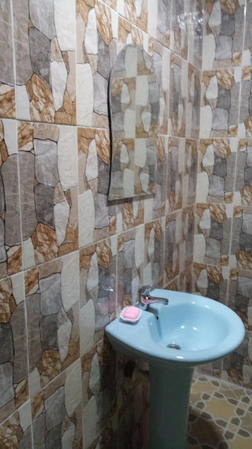 M-R Lodge Mankesim Εξωτερικό φωτογραφία